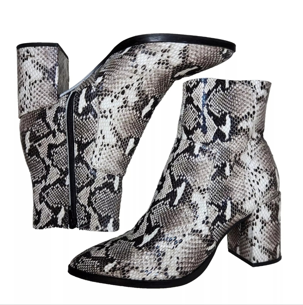 Tony Bianco Brazen Python Print Leather Boots Sz … - image 8